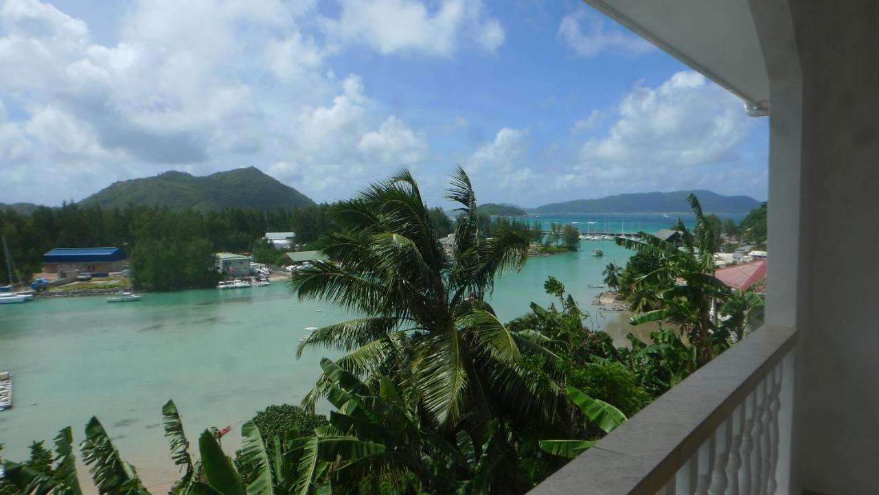 Belle Rose Vue Guest House เบเซนต์แอนน์ ภายนอก รูปภาพ