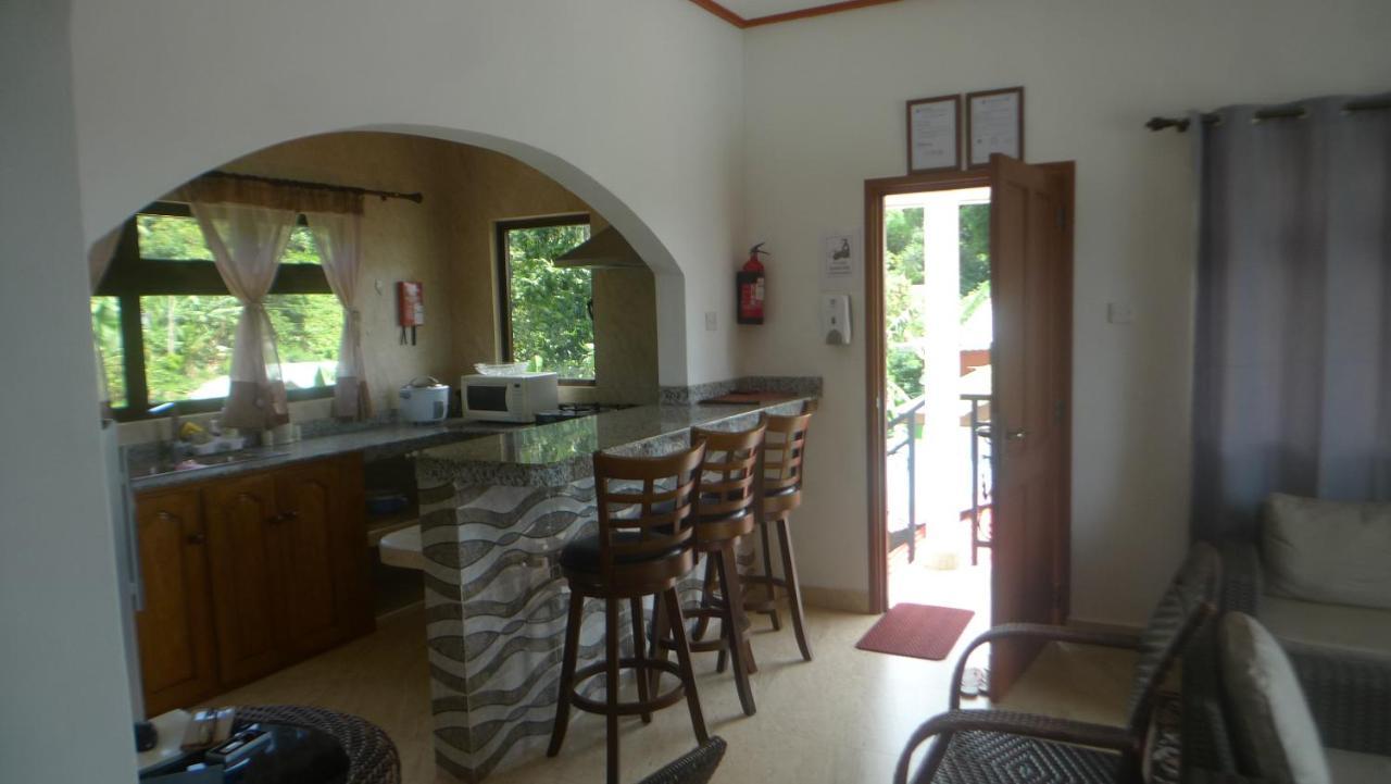Belle Rose Vue Guest House เบเซนต์แอนน์ ภายนอก รูปภาพ