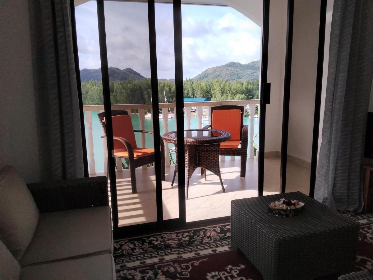 Belle Rose Vue Guest House เบเซนต์แอนน์ ภายนอก รูปภาพ