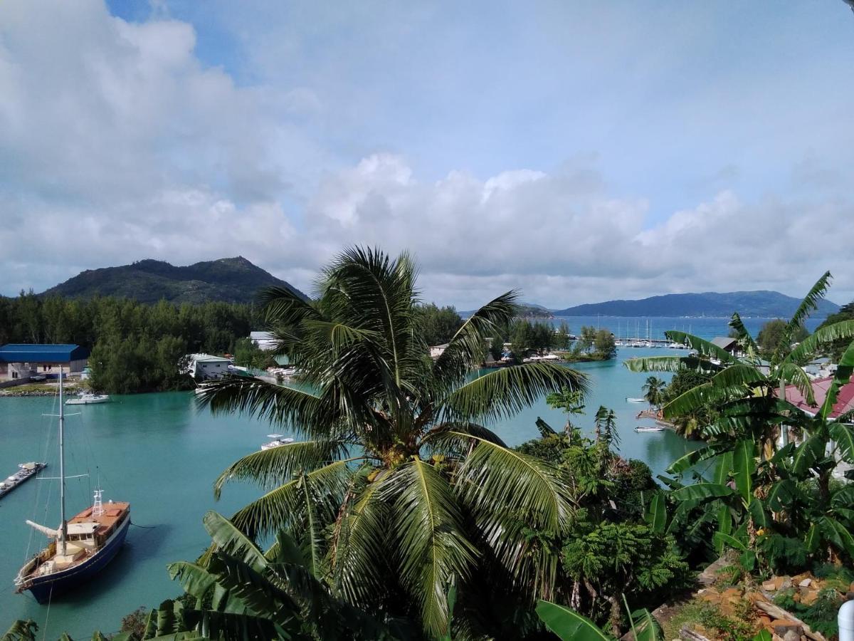 Belle Rose Vue Guest House เบเซนต์แอนน์ ภายนอก รูปภาพ