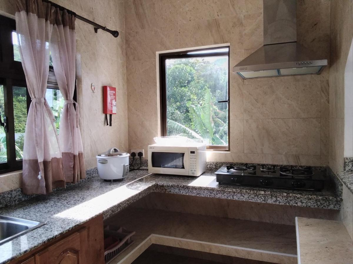 Belle Rose Vue Guest House เบเซนต์แอนน์ ภายนอก รูปภาพ